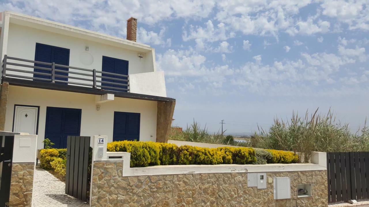 Villa Da Praia Azul Silveira  Exteriör bild