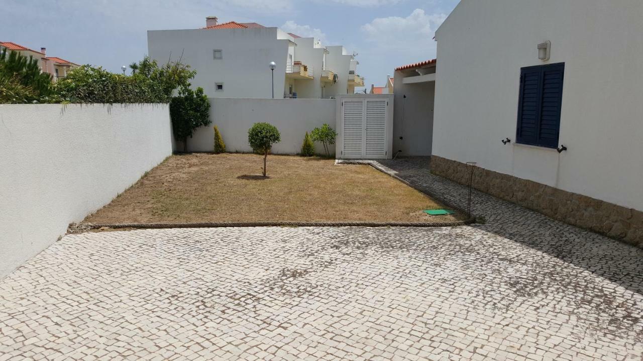 Villa Da Praia Azul Silveira  Exteriör bild